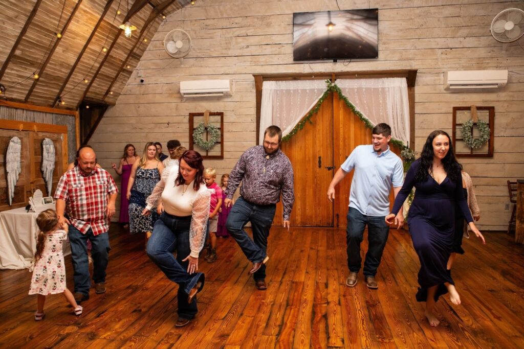 NC wedding venue near Charlotte and Winston-Salem that includes lodging