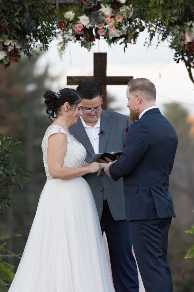 Locally owned NC wedding venue ceremony site located near Winston-Salem and Charlotte with onsite lodging, DJ and bartender included